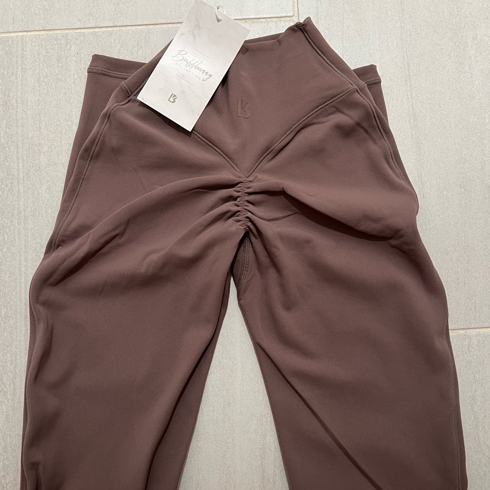 BuffBunny aggressive scrunch leggings